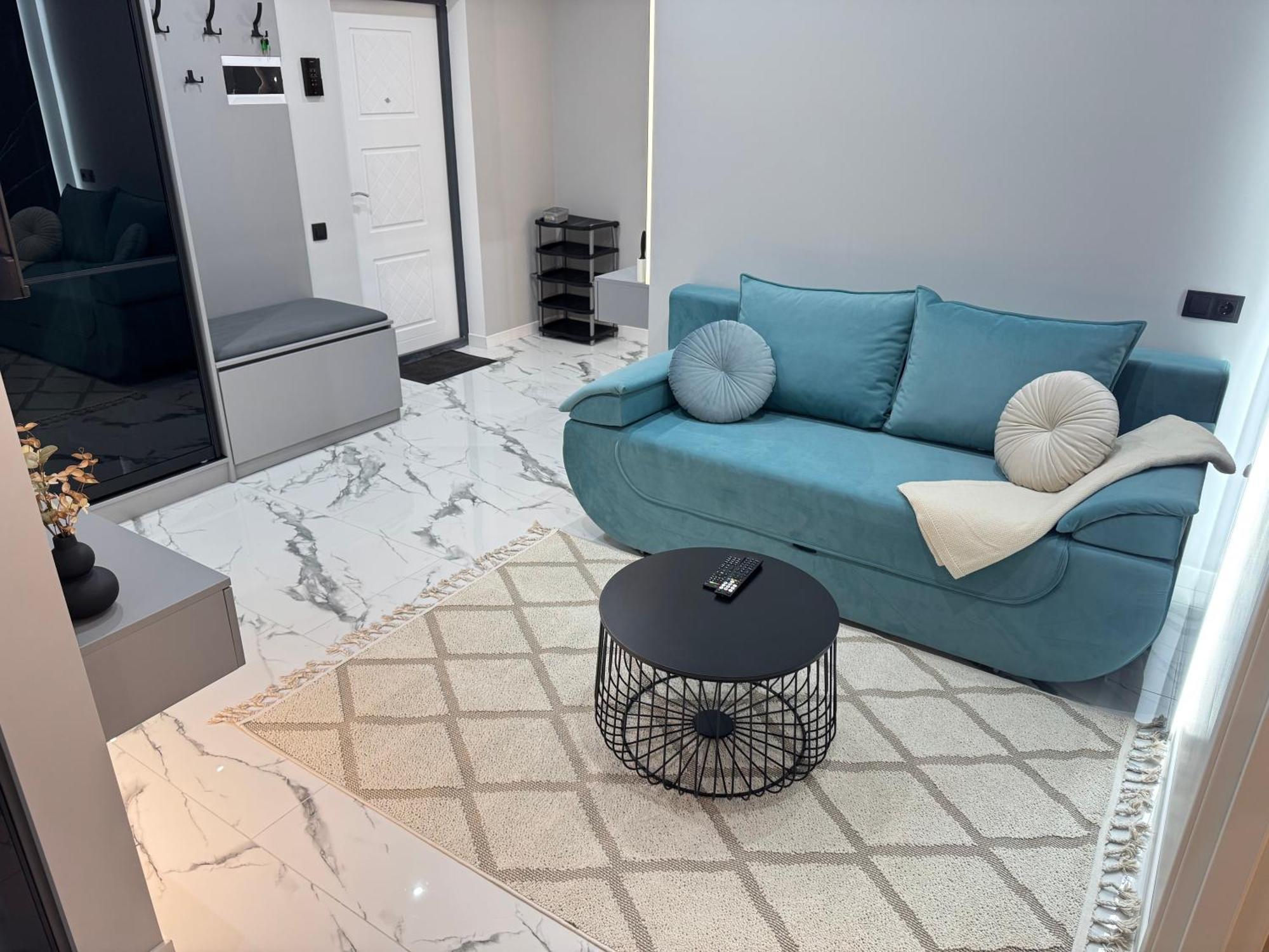 Two Bedroom Apartment In The Center, With Parking, Address Avram Iancu 32 Chişinǎu Buitenkant foto